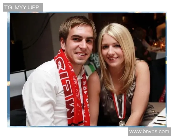 与足球明星的亲密瞬间定格在镜头中分享我的精彩回忆与他们的故事